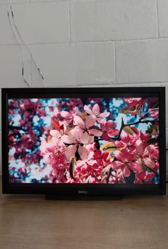 Monitor TV Dell 24°Polegadas Full HD- Com HDMI e Tela LED!