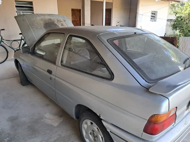 Ford Escort GL 1.8i / 1.8 1993