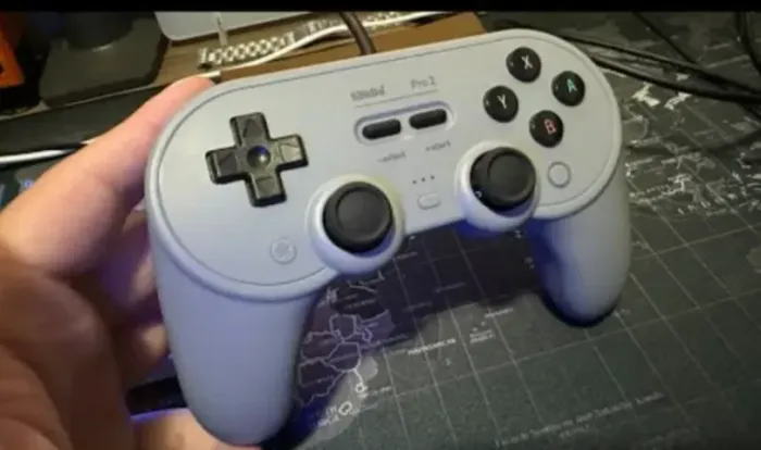 Controle 8BitDo Pro 2 Wired Gamepad / Nintendo Switch / PC /Raspberry Pi / Mister FPGA