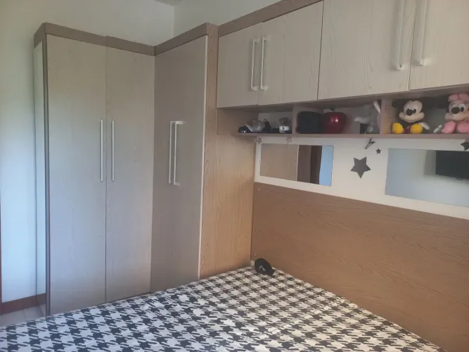 Guarda-roupa a venda - EXCELENTE estado!