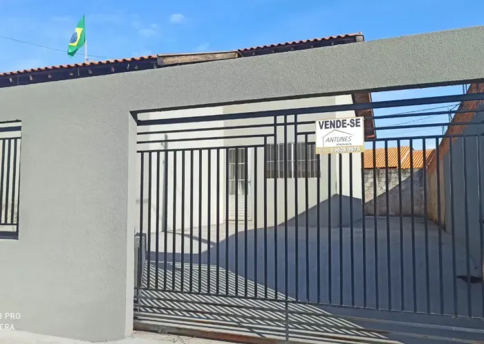 Imóvel para venda possui 69 metros quadrados com 3 quartos em Centro - Jataizinho - PR