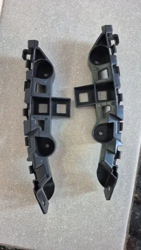 Par Suporte Guia Parachoque Dianteiro Saveiro Voyage Gol G6 G7