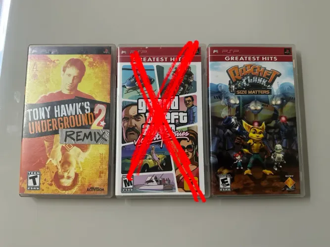 Lote de 2 jogos para PSP