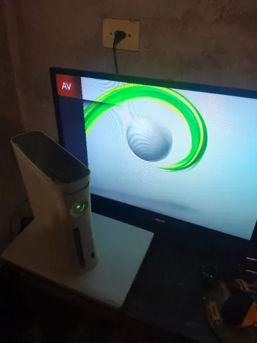 Xbox 360 fat desbloqueado funcionando com detalhes 