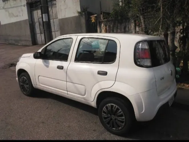 Fiat Uno Attractive 1.0 EVO Fire Flex 8V 5P 2019
