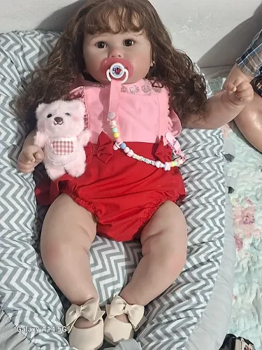Boneca Realista 65 cm
