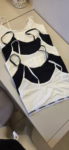 Kit de Tops de algodão preto e branco (Novos)
