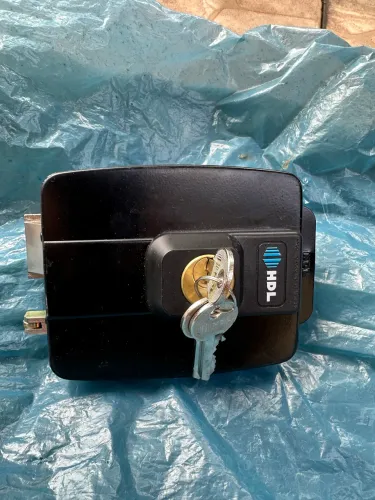 Fechadura eletrônica HDL abre para fora 