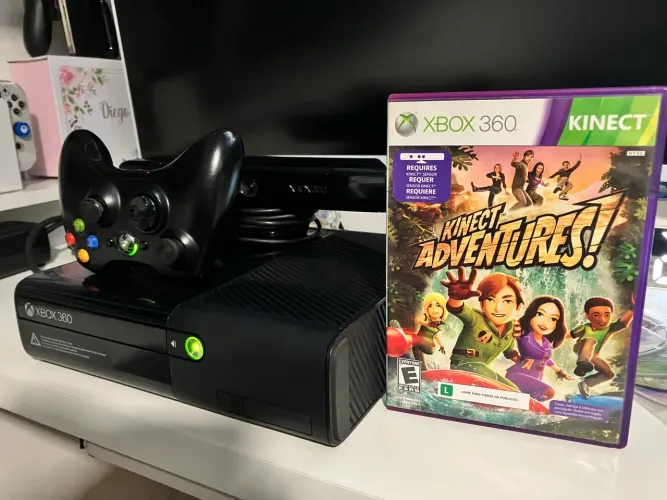 Console Xbox 360 Super Slim 4GB ( Desbloqueado LTU )