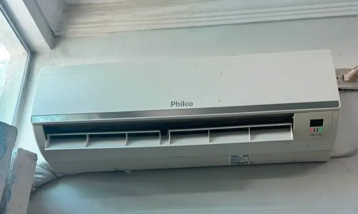 Ar condicionado Split 220v 12.000 btus Classificação A gelando perfeitamente com gás