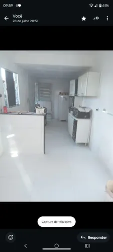 Casa no auto do refugio
