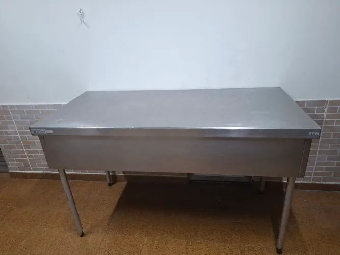Mesa inox