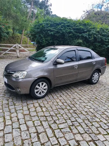 Toyota Etios XLS Sedan 1.5 Flex 16V 4P Aut. 2017