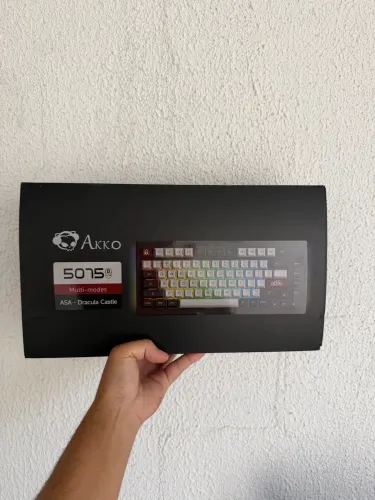 TECLADO AKKO 5075 DRÁCULA 