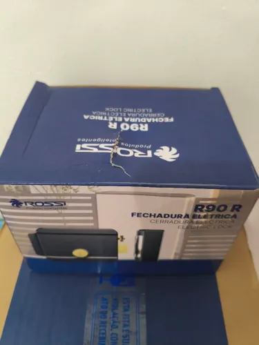 Fachada de portão eletrônico