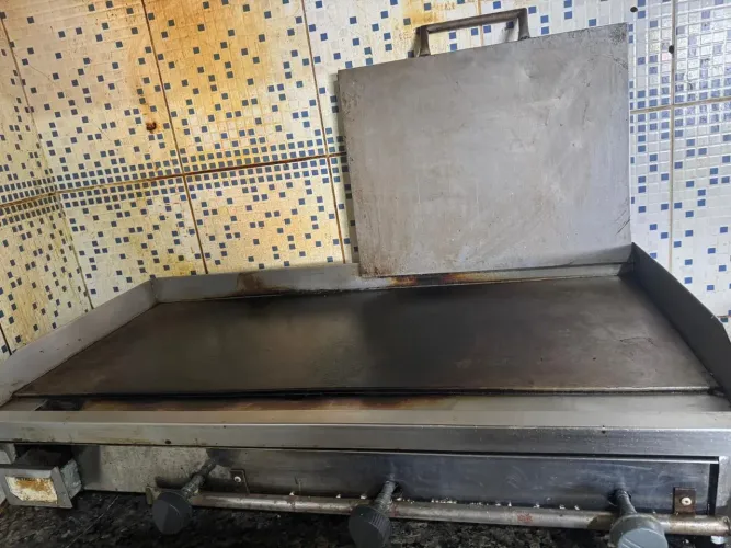 Chapa a gas de aluminio