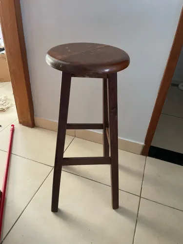 Banqueta alta madeir