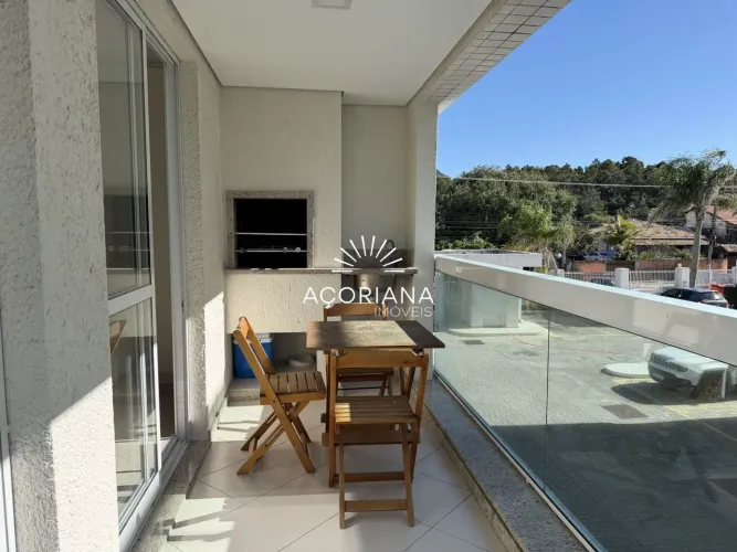 Apartamento 2 dormitórios à venda no Morro das Pedras