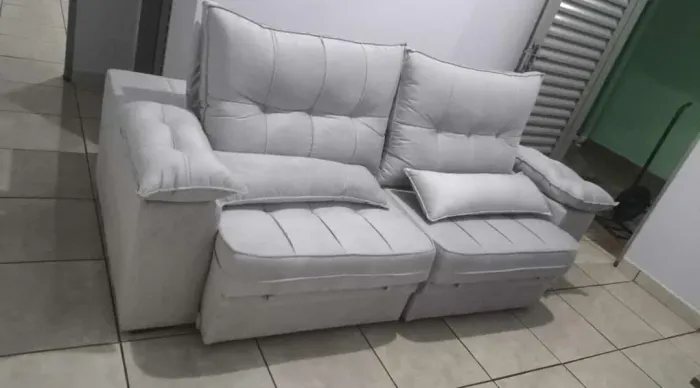 Sofá morfeu 2.00 com espuma D33 com molas ensacadas
