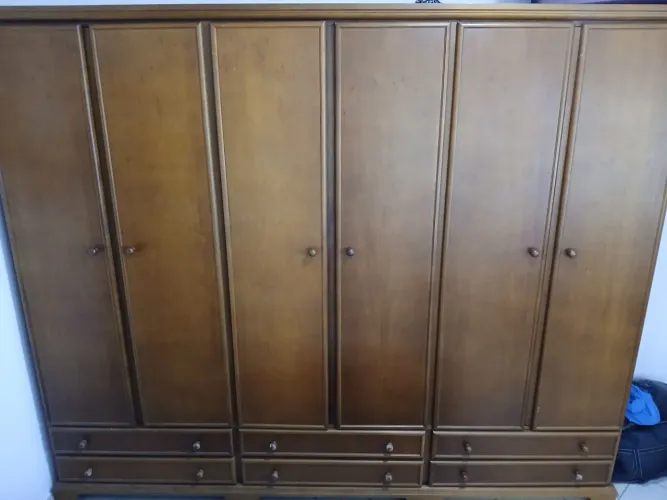 Guarda Roupa Madeira Maciça 6 portas e 6 gavetas