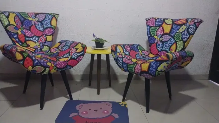 Lindo jogo de poltronas...um charme!