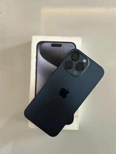 iPhone 15 pro Max 256gb