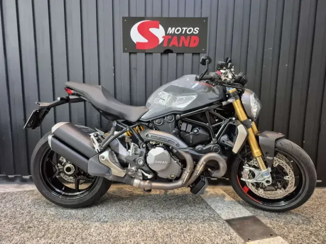 Ducati Monster 1200 cc