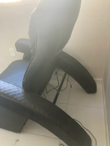 Cadeira de Massagem com ajuste de programação no controle remoto
