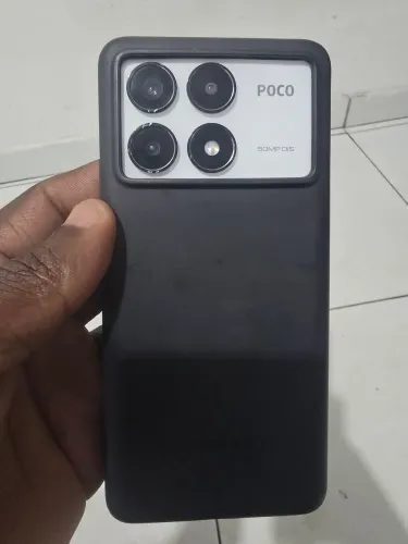 Poco F6 PRO