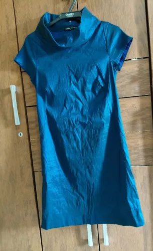 VESTIDO COLLINS NOVO, VESTE P/M.