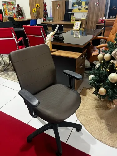 Cadeiras Madrid giratória