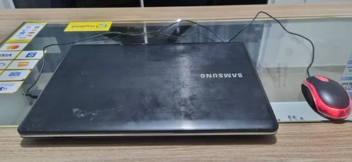 Notebook Samsung Ativ Book 3, Celeron® N2840 2.58Ghz 4gb de ram ddr3L , ssd 120GB, Windows