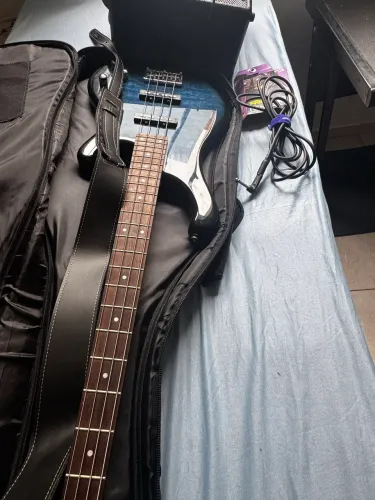 Kit contra baixo ativo 4 cordas