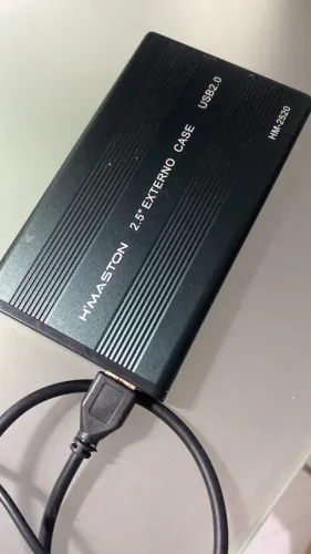 Hd externo de bolso Usb de 1 TB.