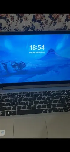 Vende-se notebook novinho!!!