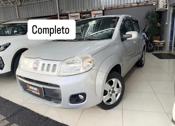 Fiat Uno Vivace Celeb. 1.0 EVO F.flex 8V 5P 2011