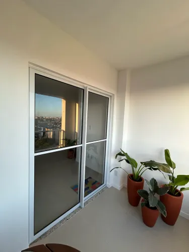 PORTA VARANDA 2,10 x 1,62