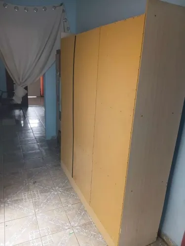 GUARDA ROUPA