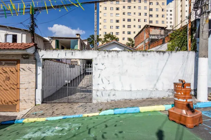 Casa comercial na Rua Rodolfo Garcia, 155 124 m²
