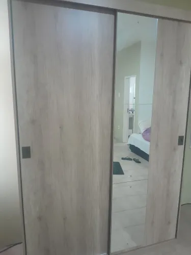 Quarda roupa armário comprado na bemol 