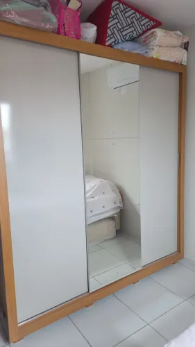 Guarda roupa