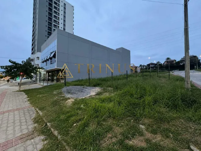 Terreno de Esquina para Locação no Pagani | 788m² em Localização Estratégica