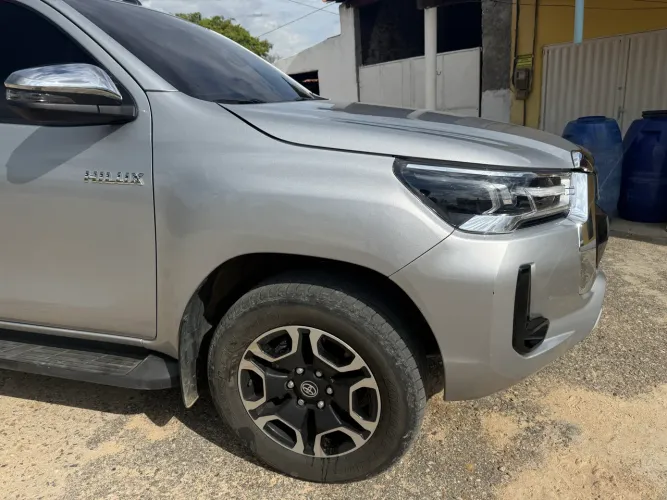 Toyota Hilux CD SRV 4X4 2.8 TDI Diesel Aut. 2025
