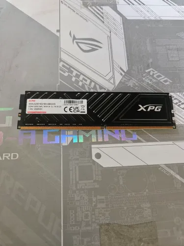 Memória RAM XPG ddr4 16gb 3200