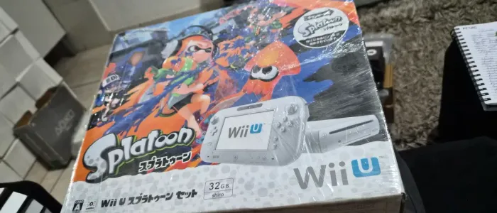 Nintendo Wii U na caixa CIB