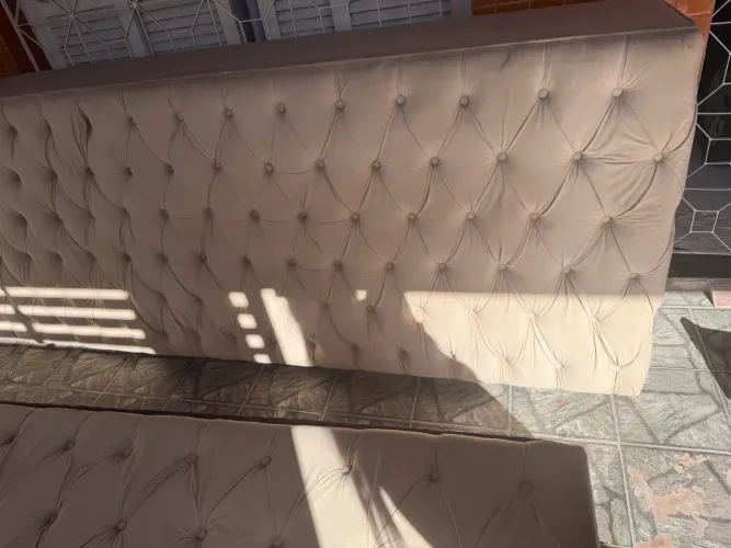 vende se balcão alcochoado muito lindo e moderno
