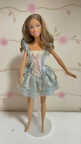 Barbie plebeia bailarina