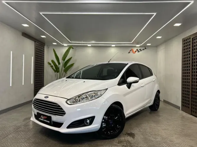 Ford Fiesta 1.6 16V Flex Mec. 5P 2015