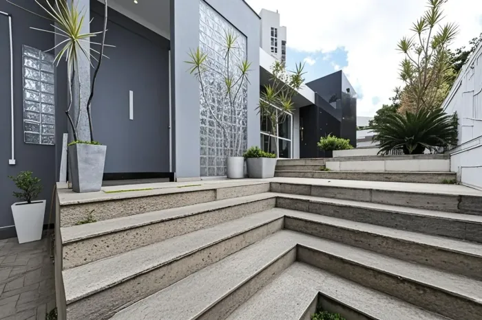 CASA DE 4 QUARTOS PARA LOCAÇÃO NO BAIRRO CIDADE JARDIM