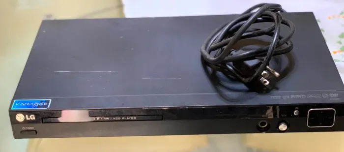 DVD e CD da LG modelo DV256K   Em Perfeito Estado Funcionando 100% .